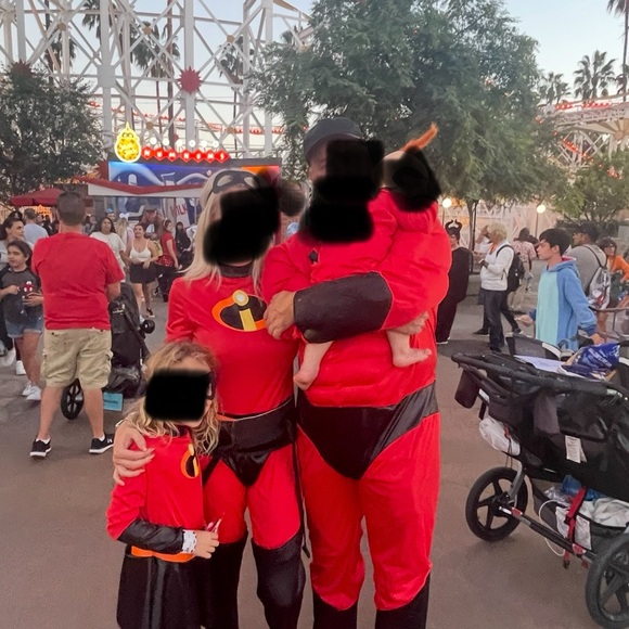 Disney Pixar Incredibles women’s Costume - Picture 5 of 5